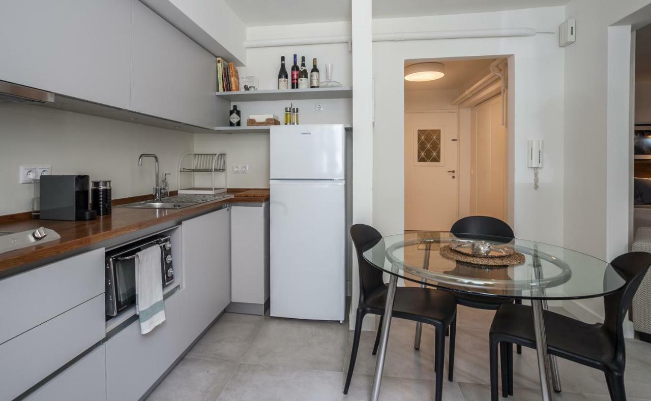 Unique Semi-basement At The Foot Of The Acropolis * Athens